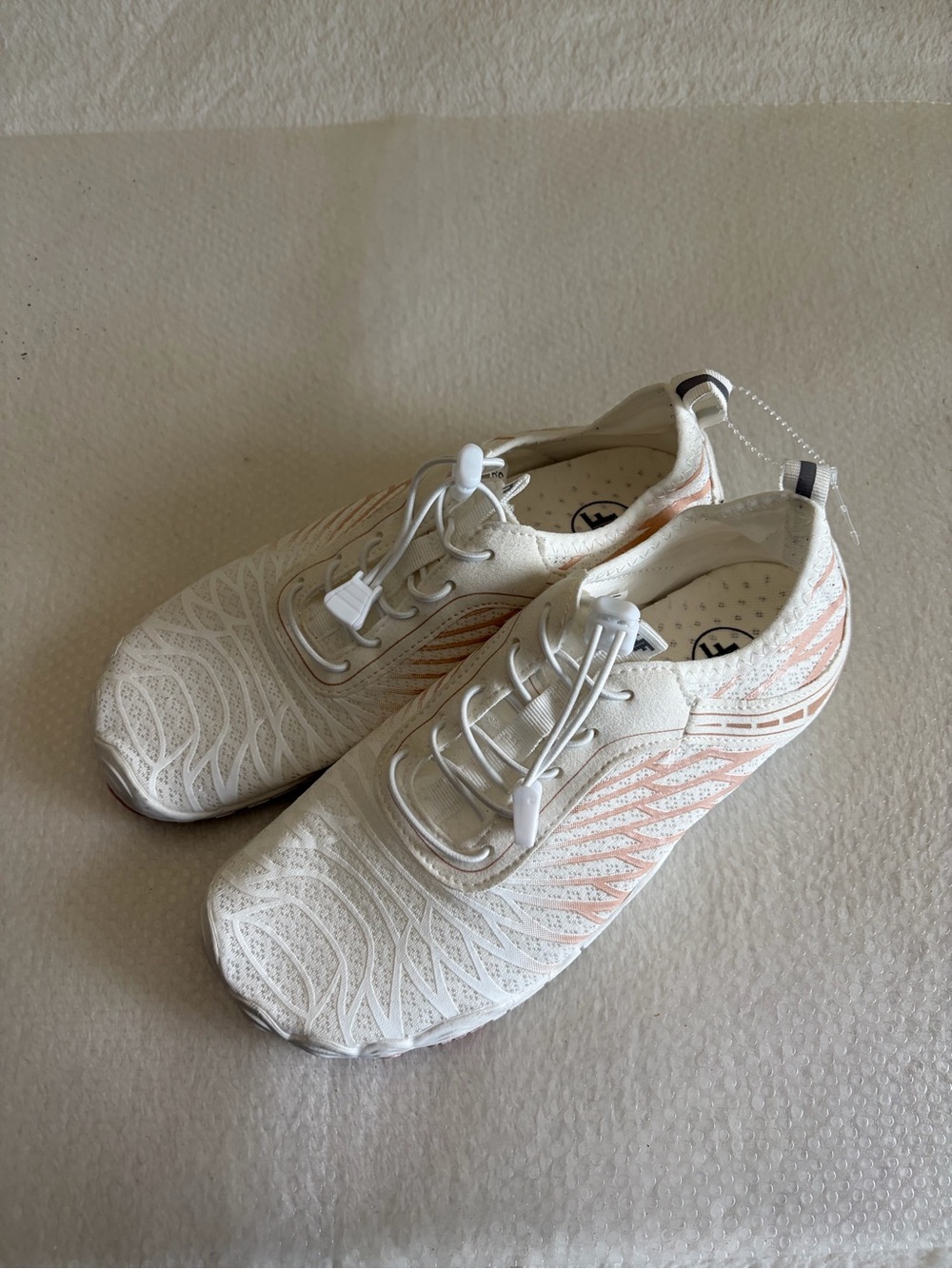 HF Women’s White and Peach Lightweight Slip-On Sneakers